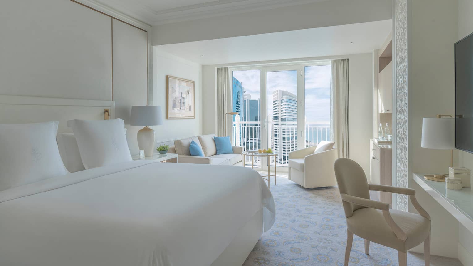 Four Seasons Hotel Doha King Bedroom