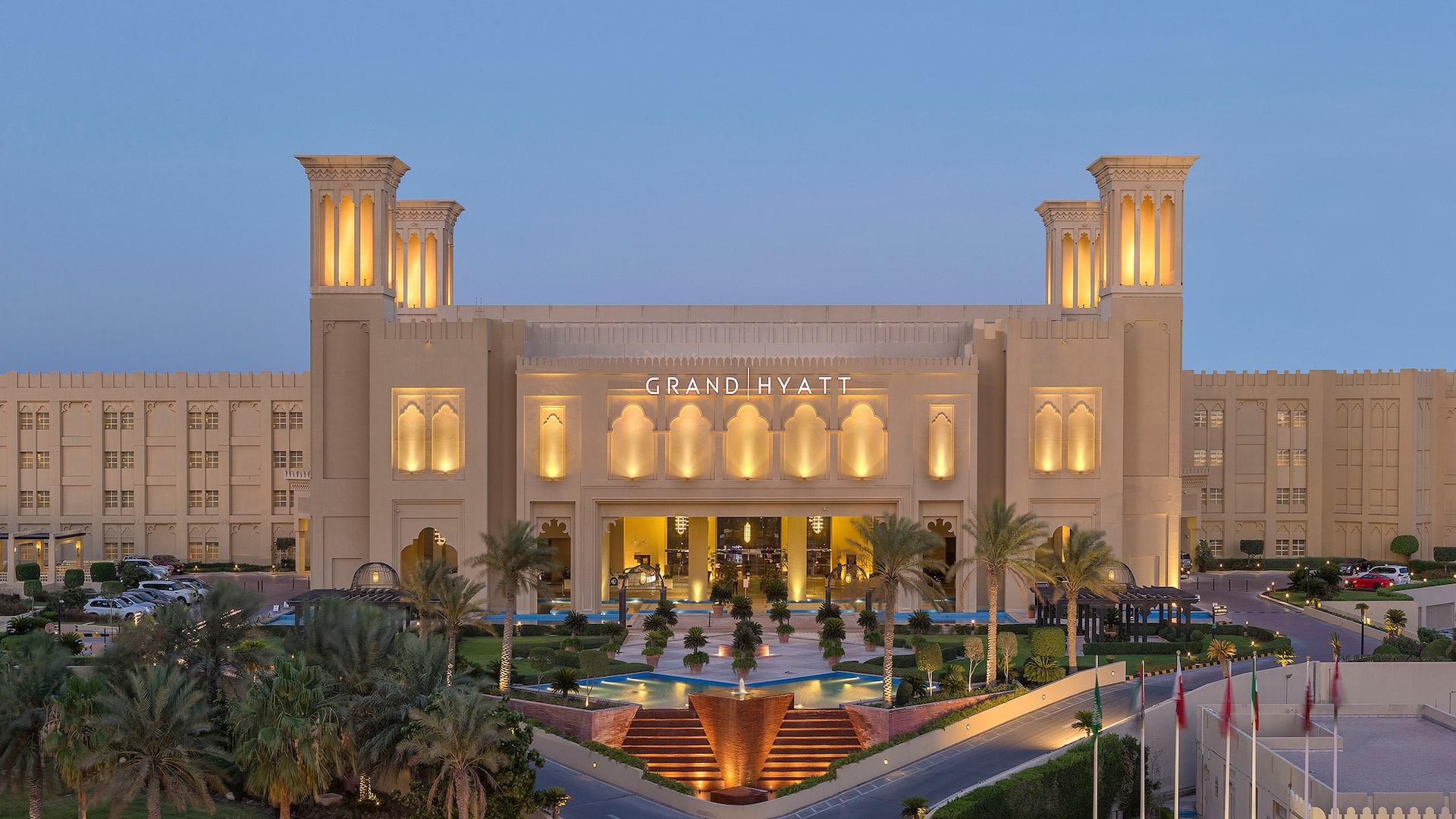 Grand Hyatt Doha Hotel & Villas Exterior