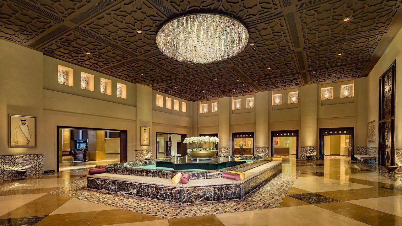 Grand Hyatt Doha Hotel & Villas Lobby