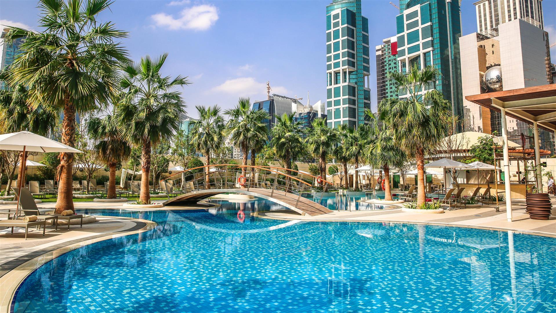 Marriott Marquis City Center Doha Hotel Outdoor Pool