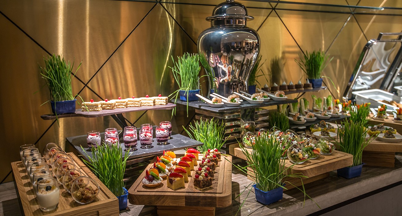 Millennium Plaza Doha Executive Club Lounge Finger Food Display