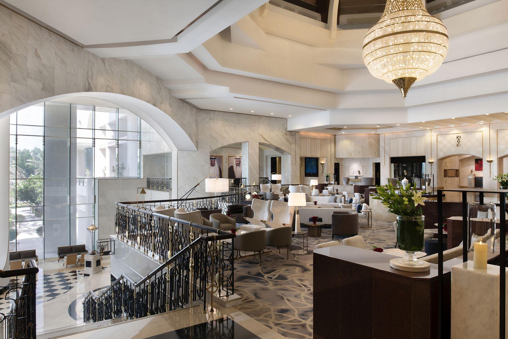Ritz Carlton Doha Lobby Lounge