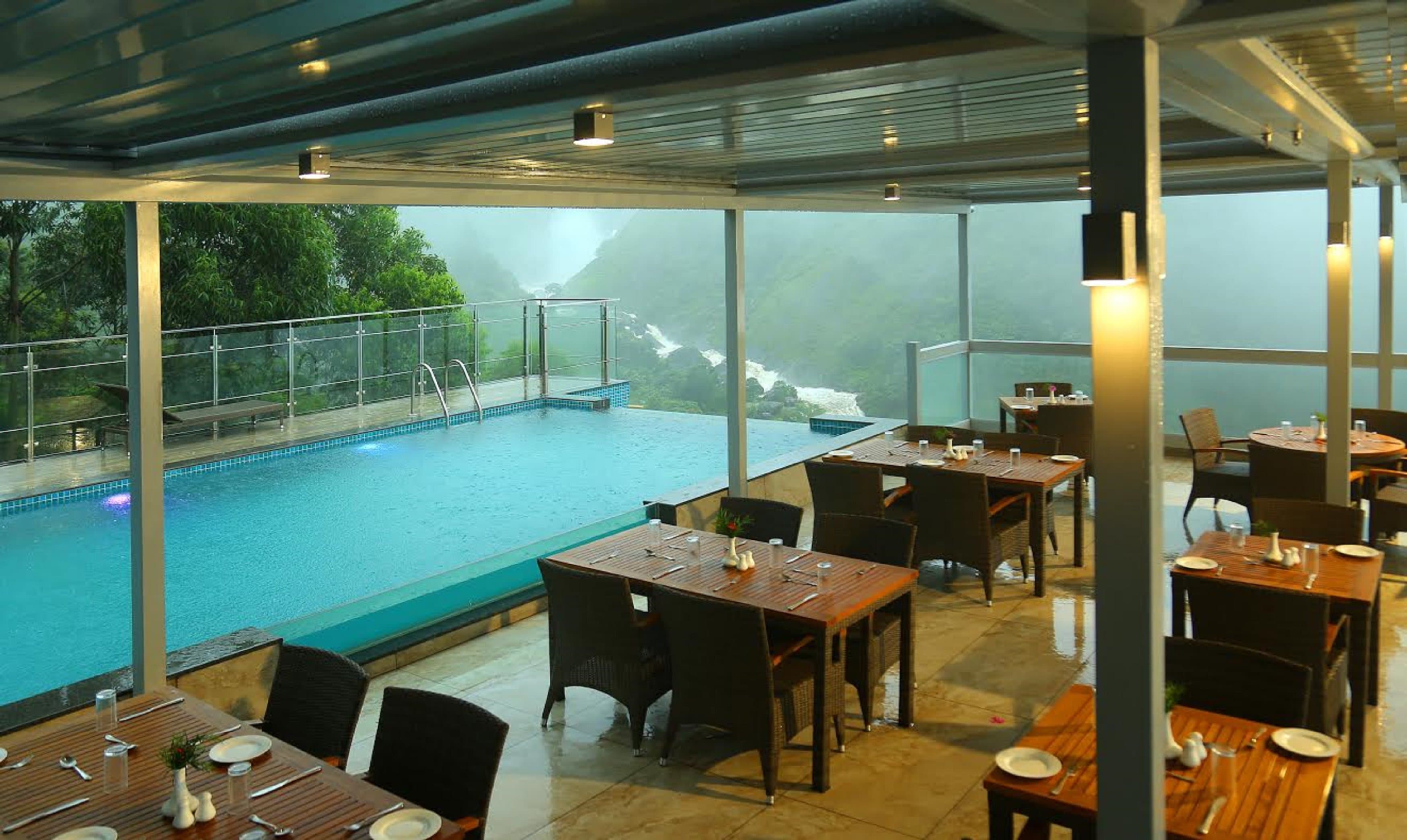 Top 10 Luxury Hotels with a Swimming Pool and Spa in India