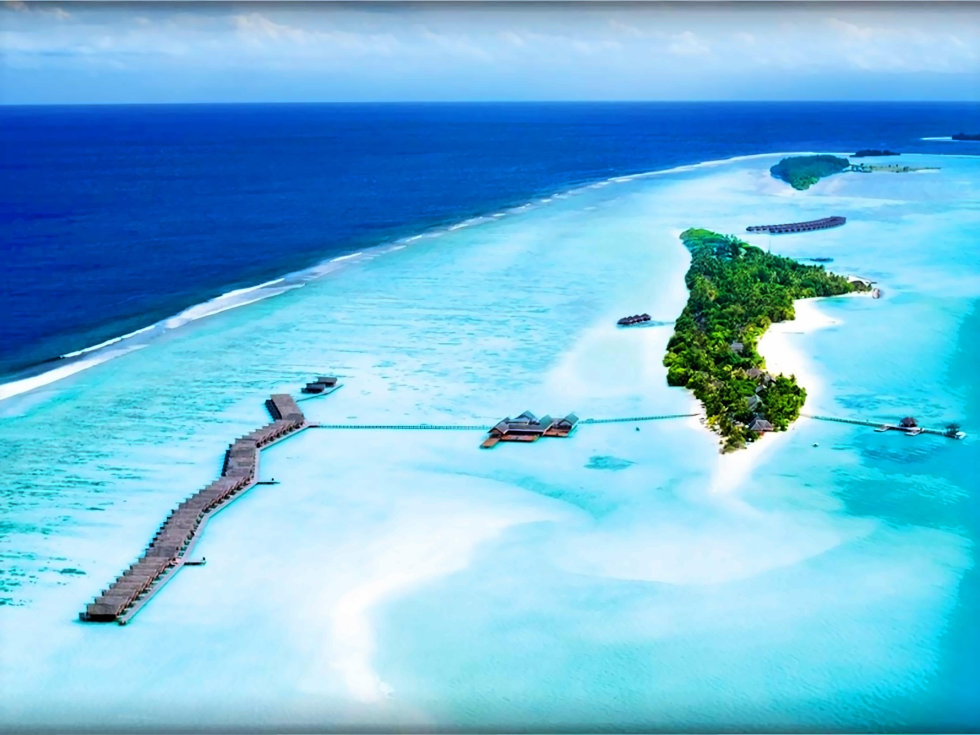 LUX South Ari Atoll Aerial View