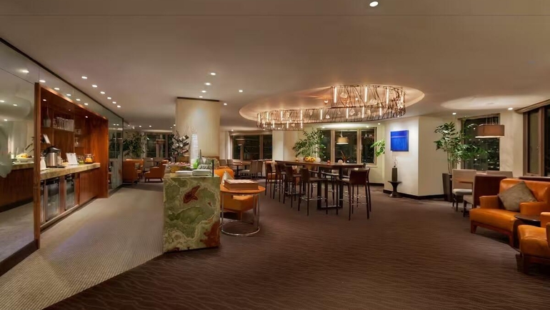 Fairmont Chicago Millennium Park Executive Club Lounge