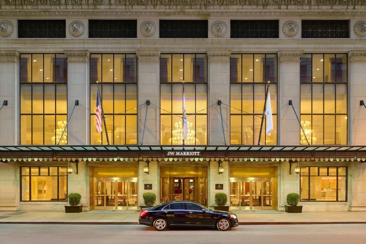 JW Marriott Chicago Exterior