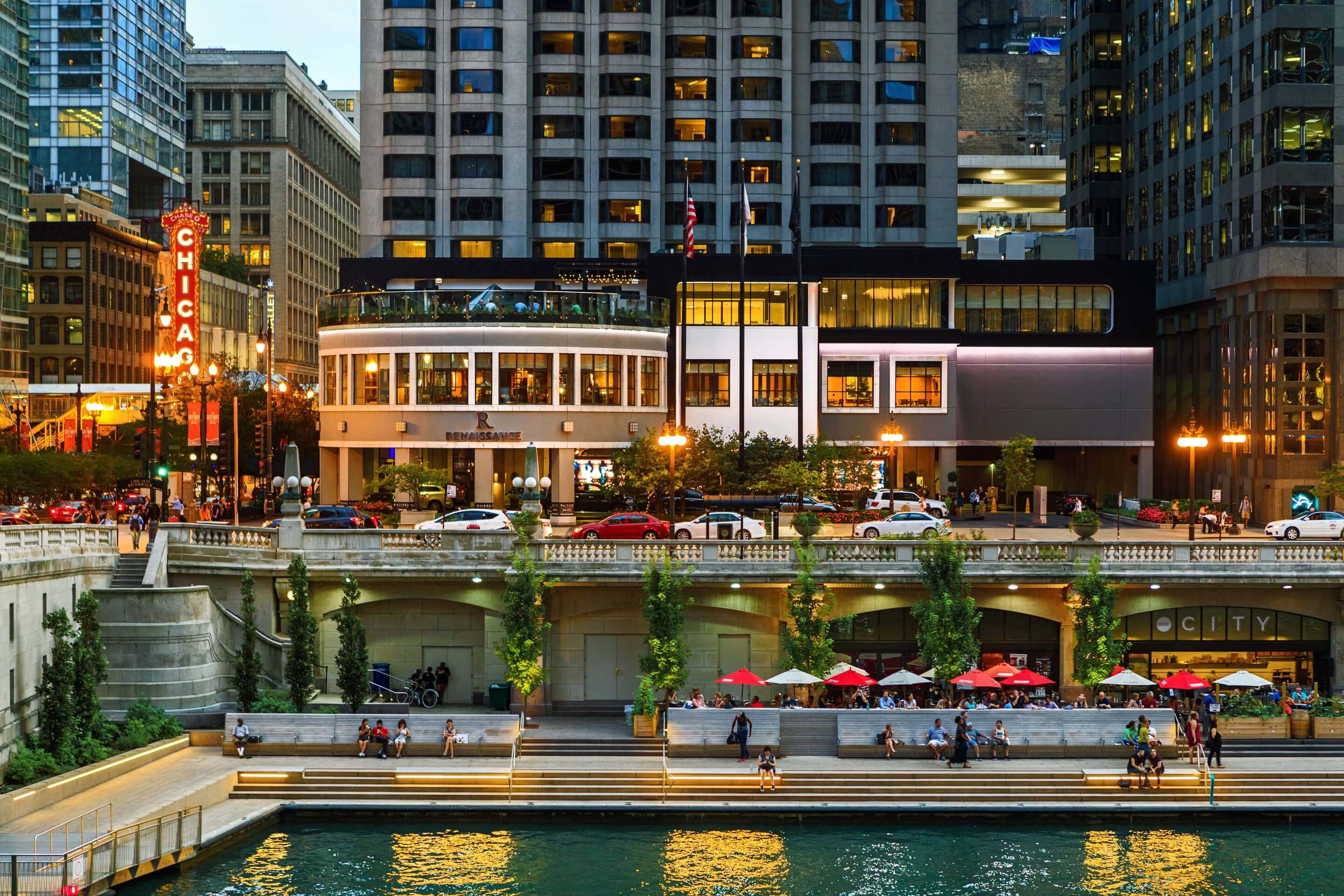 Renaissance Chicago Downtown Hotel Exterior