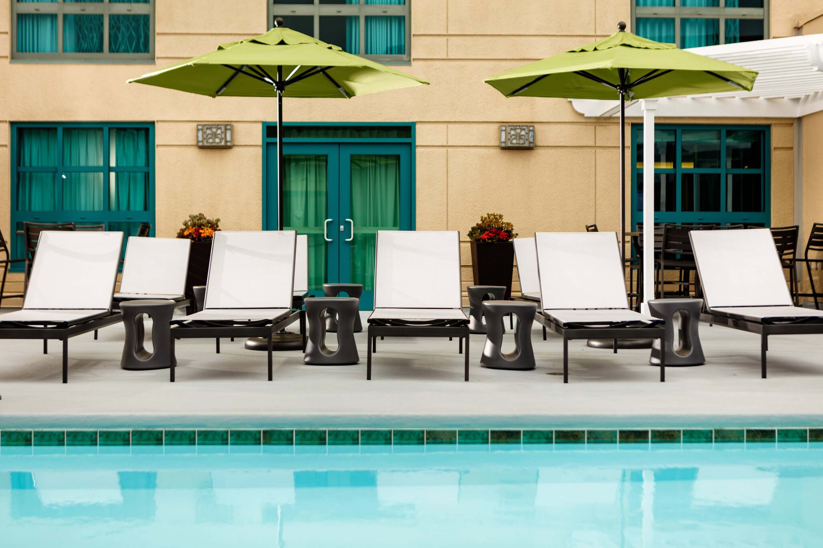 Renaissance Los Angeles Airport Hotel Outdoor Pool