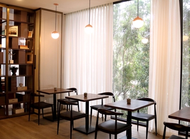 Sheraton Universal Hotel Executive Club Lounge