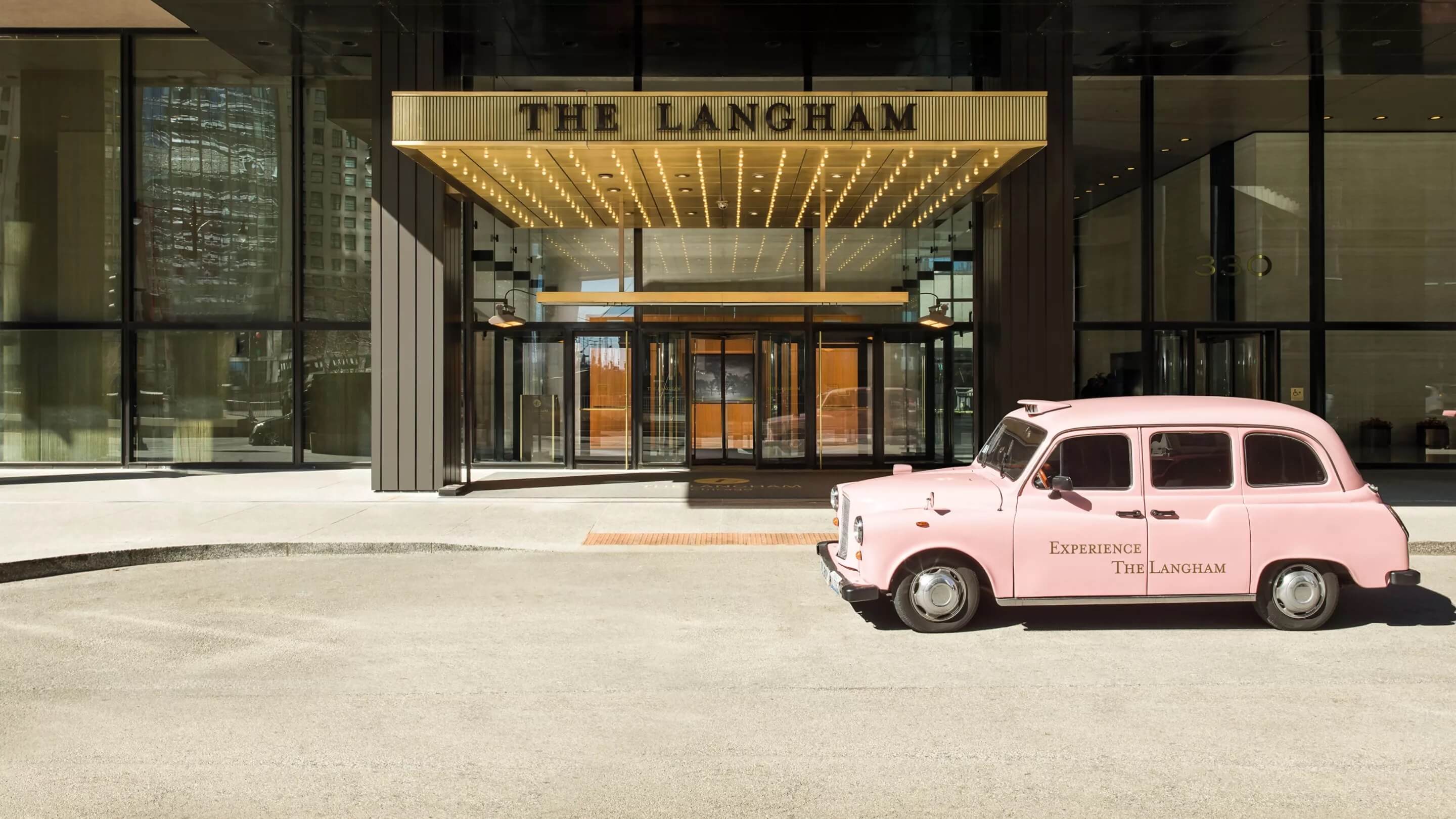 The Langham, Chicago Entrance