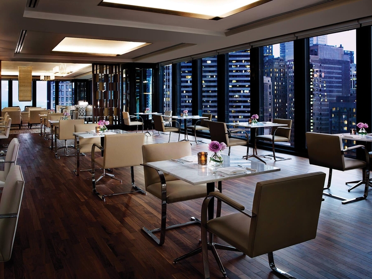 The Langham, Chicago Executive Club Lounge