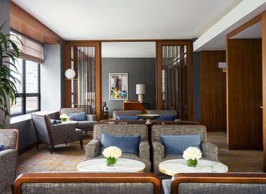 The Ritz-Carlton, Chicago Executive Club Lounge