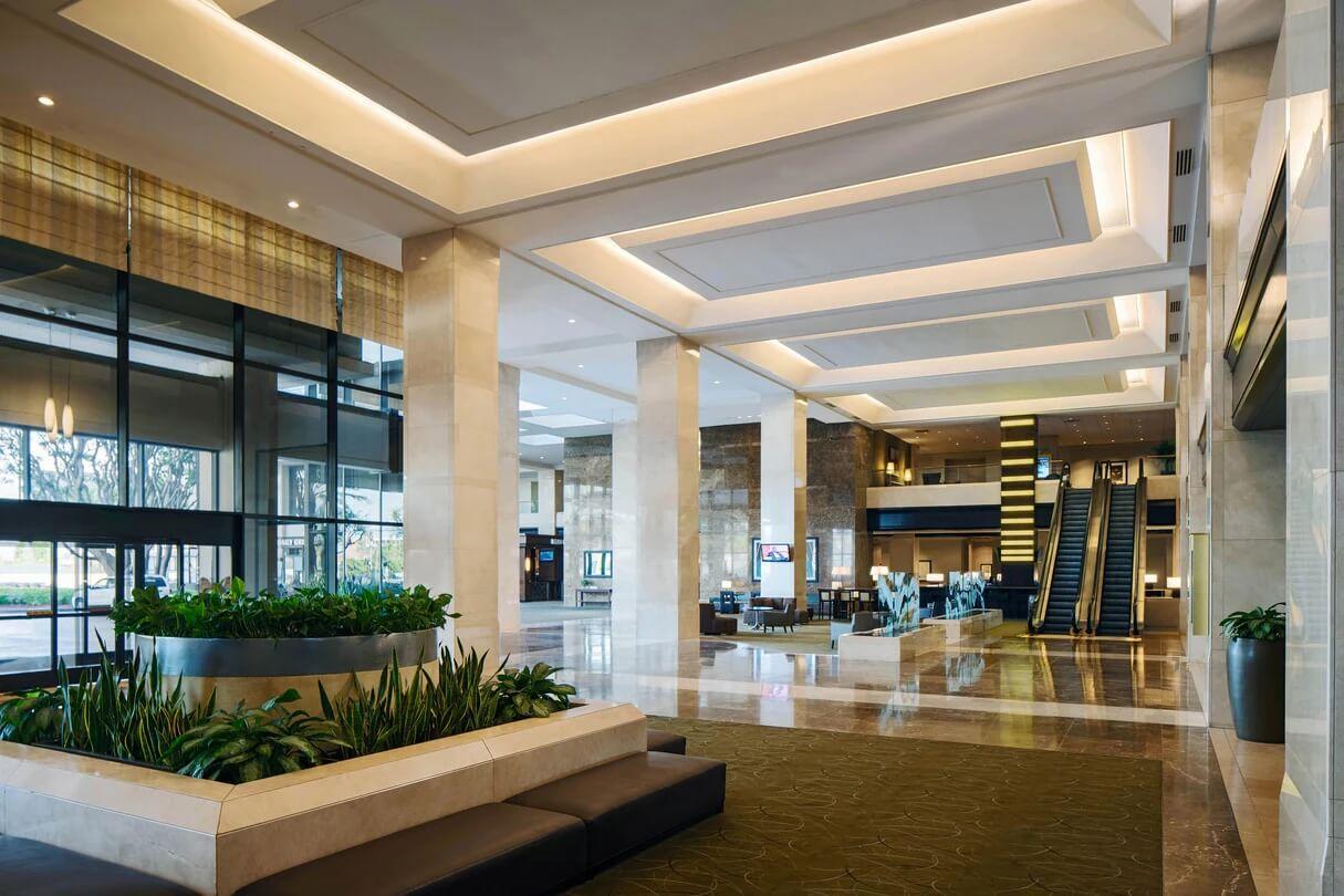 The Westin Los Angeles Airport Lobby