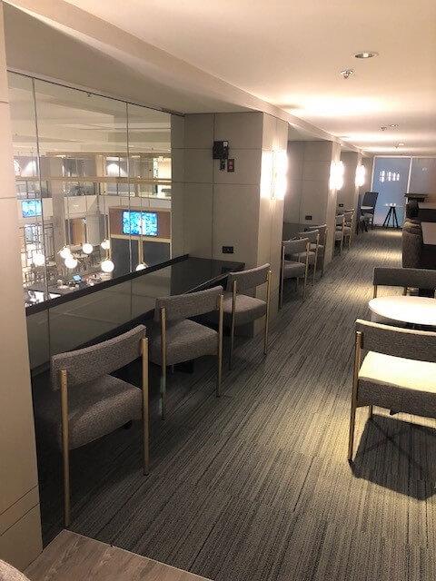Chicago Marriott Downtown Magnificent Mile Executive Club Lounge View