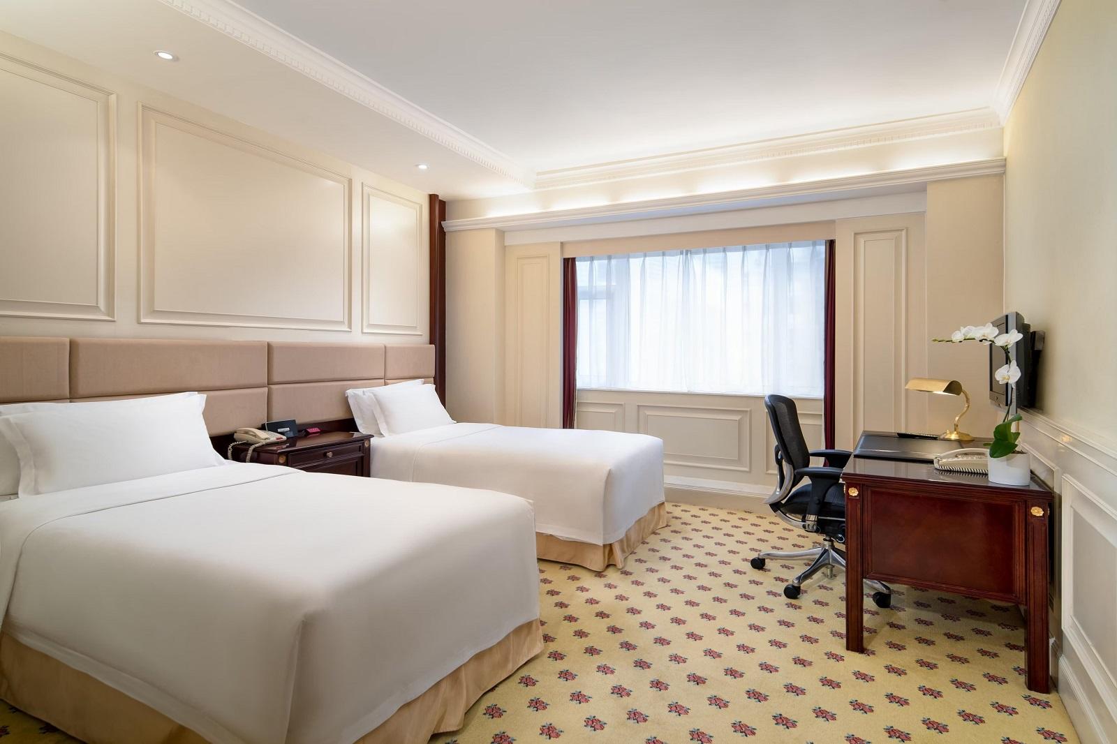 Crowne Plaza Hotel & Suites Landmark Shenzhen Twin Guest Room