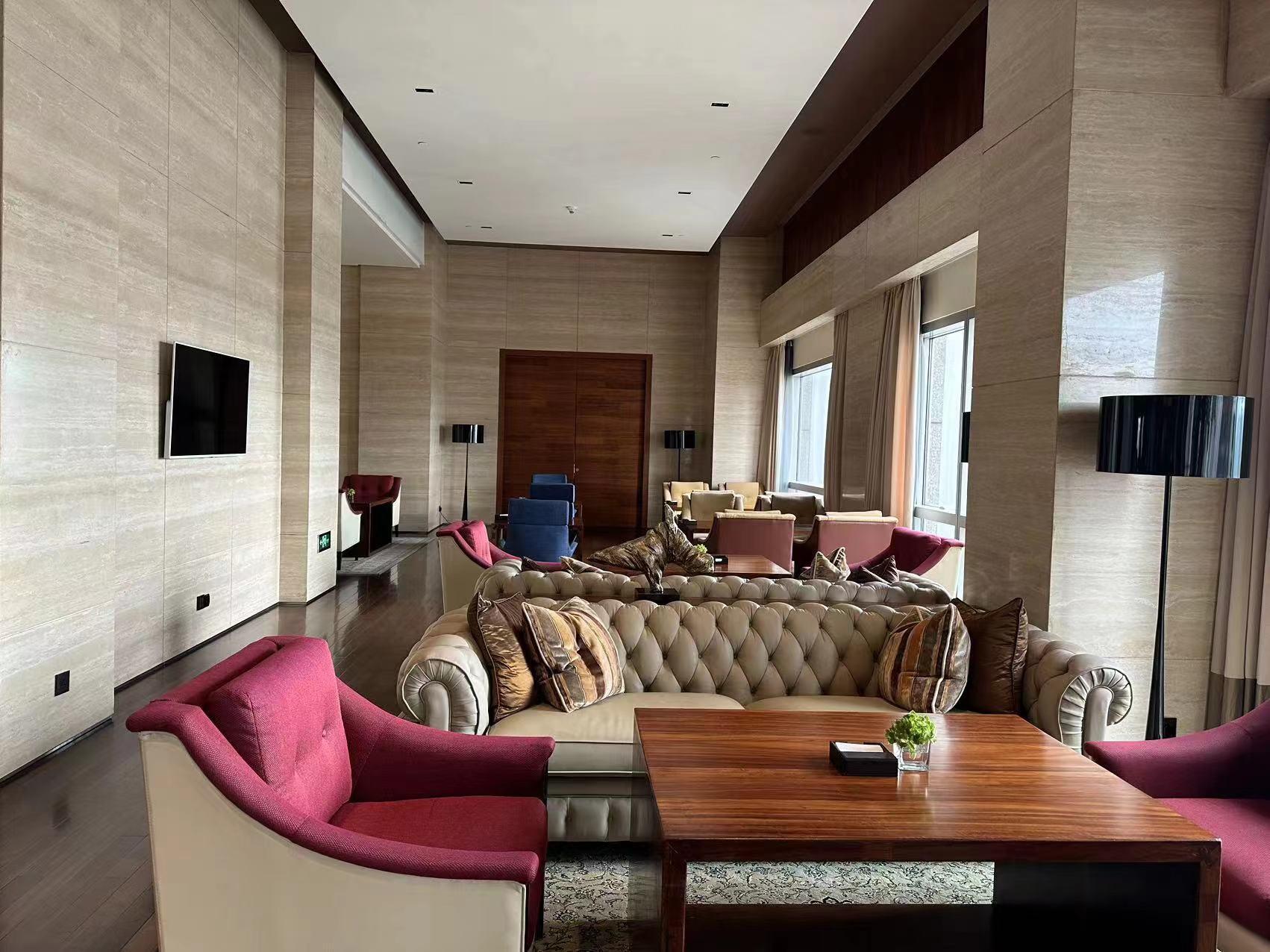 Grand Hyatt Shenzhen Executive Club Lounge Seating