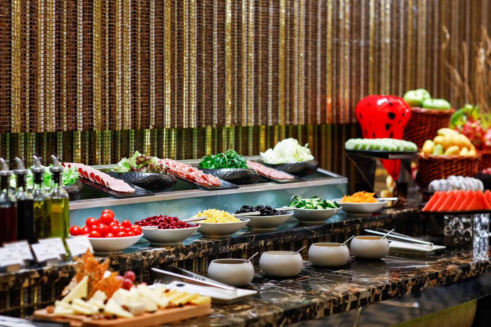 Grand Kempinski Hotel Shanghai  Executive Club Lounge Food