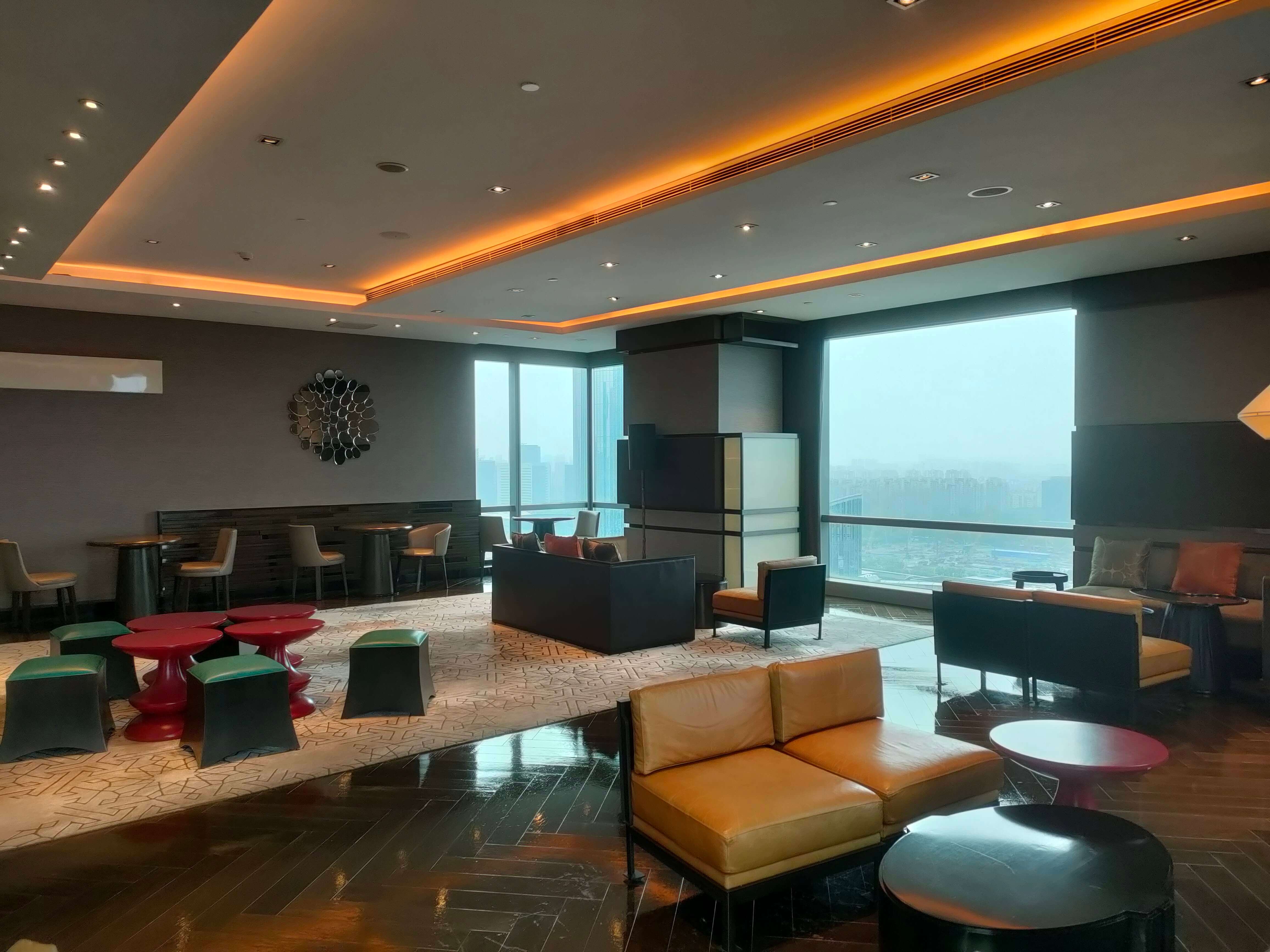 Hyatt Regency Suzhou Executive Club Lounge Overview