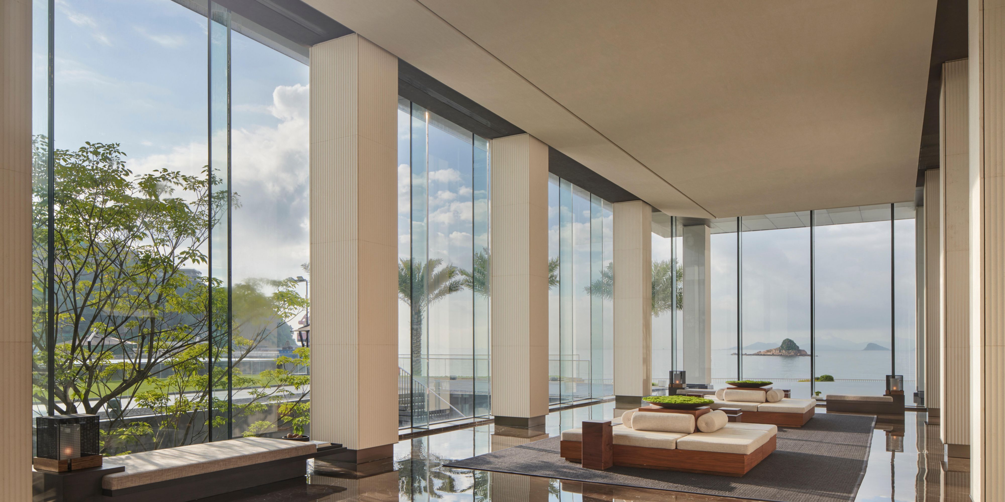 InterContinental Shenzhen Dameisha Resort Executive Club Lounge View