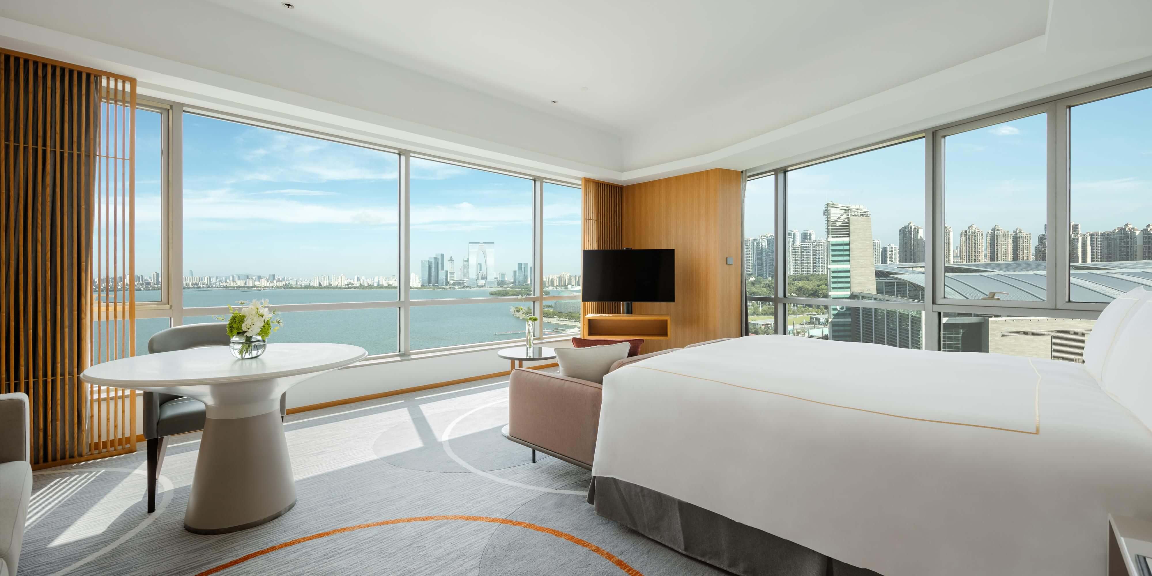 InterContinental Suzhou King Bed Premium Jinji Lake Lounge Access Room