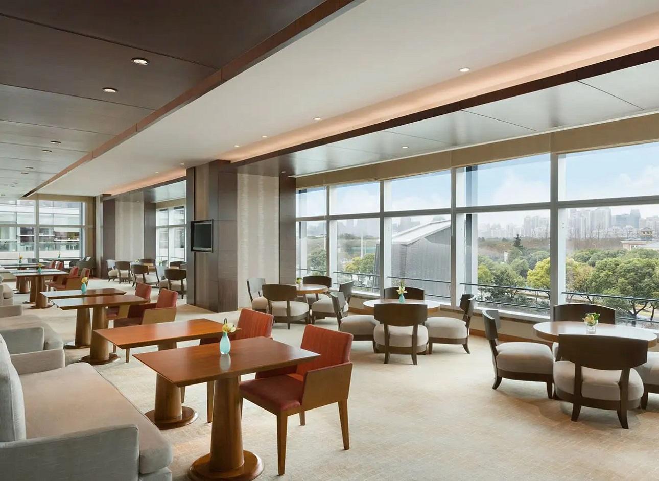 Kerry Hotel Pudong Shanghai Executive Club Lounge