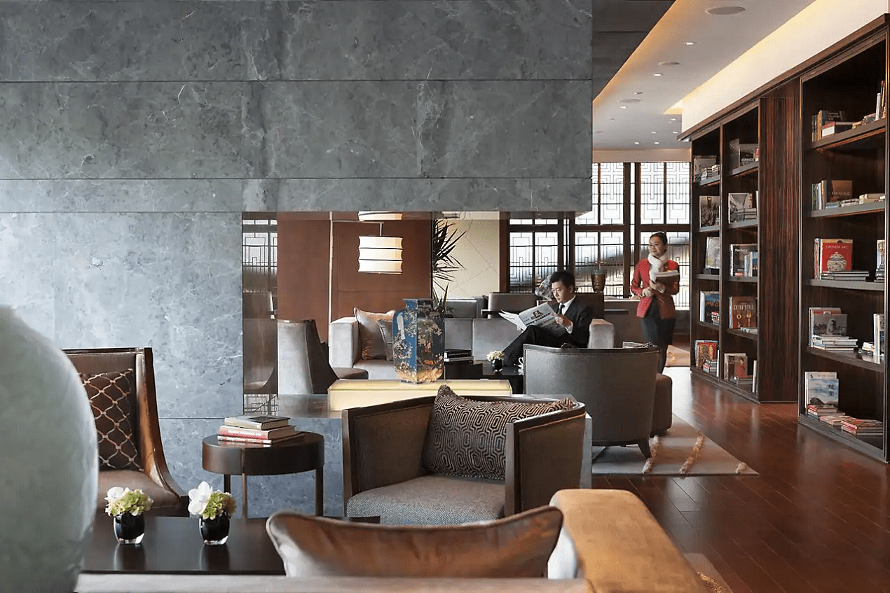 Mandarin Oriental Pudong, Shanghai Executive Club Lounge | Best ...