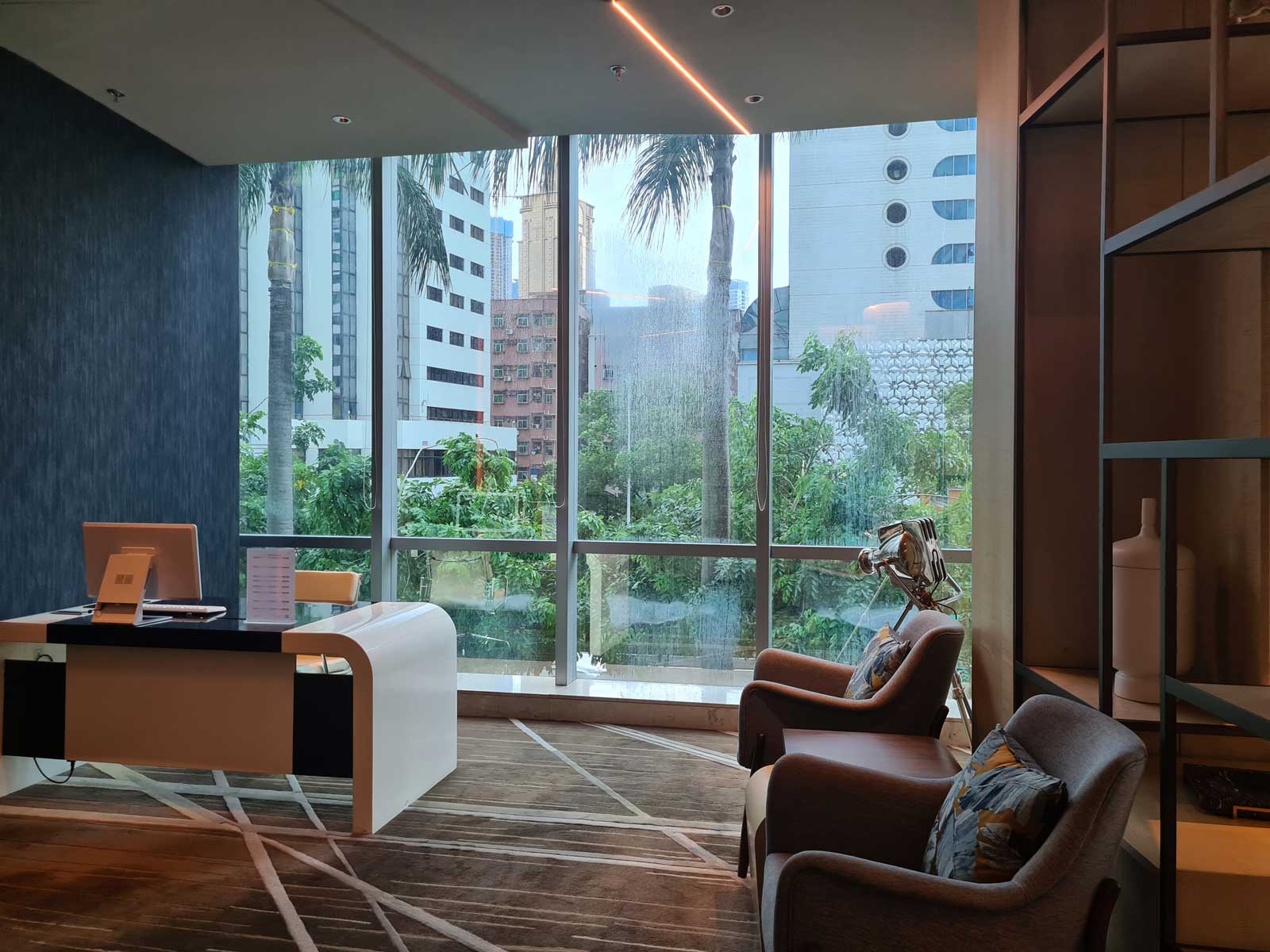 Renaissance Shenzhen Luohu Hotel Executive Club Lounge