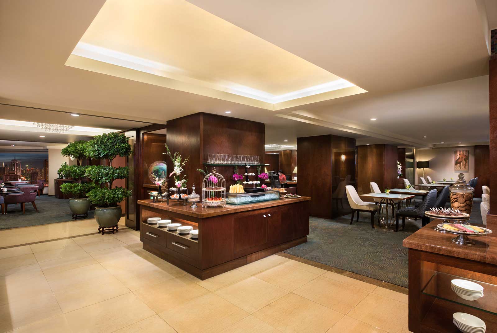 Shangri-La Shenzhen Executive Club Lounge Overview