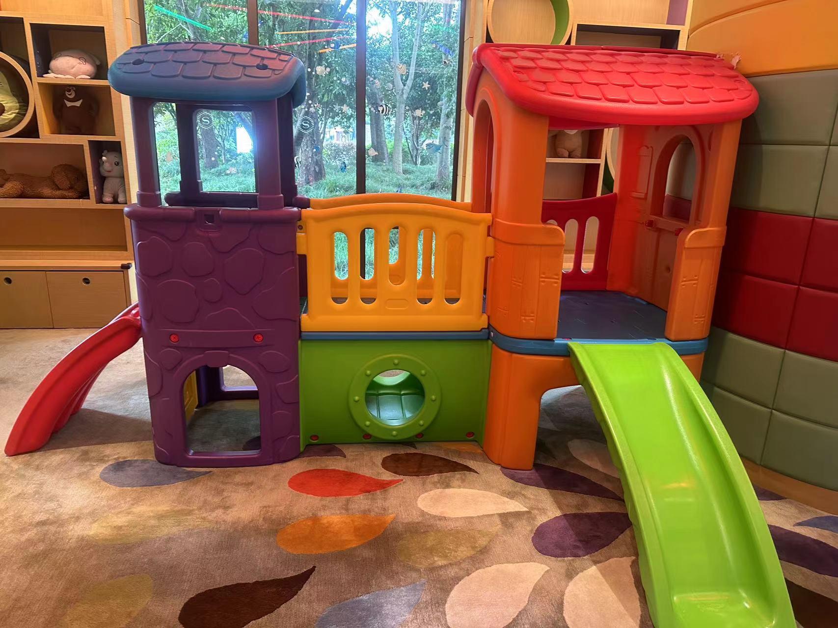 Sheraton Grand Hangzhou Wetland Park Resort Kids Club Indoor Slide