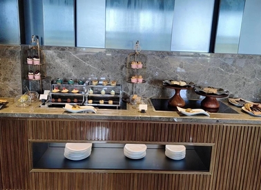 Sofitel Shanghai Hongqiao Executive Club Lounge