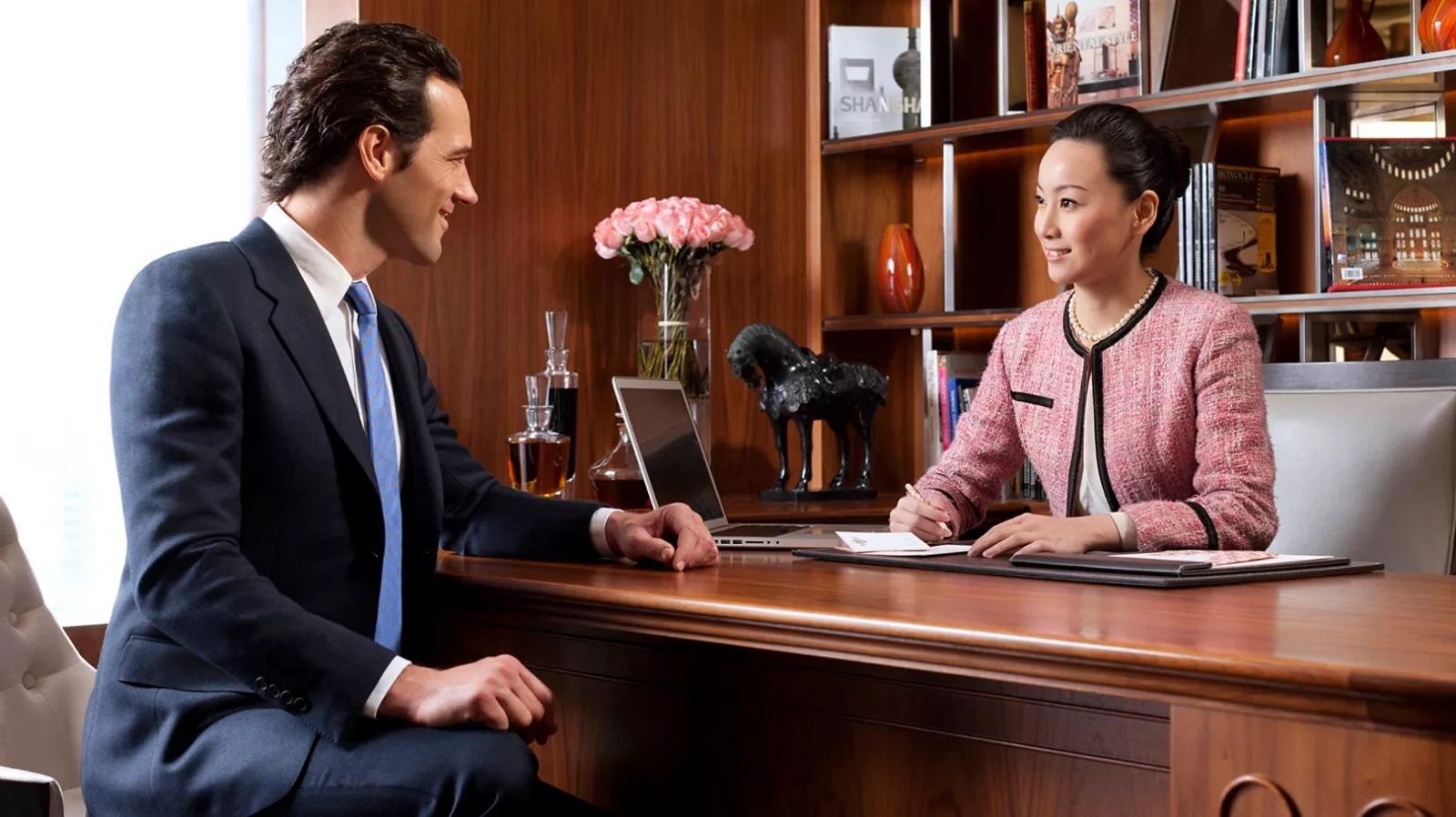 The Langham Shanghai Xintiandi Executive Club Lounge Personal Service