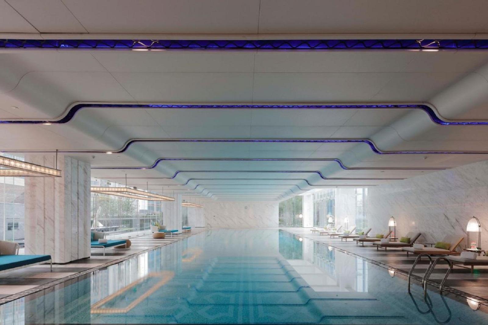 Conrad Guangzhou Swimming Pool