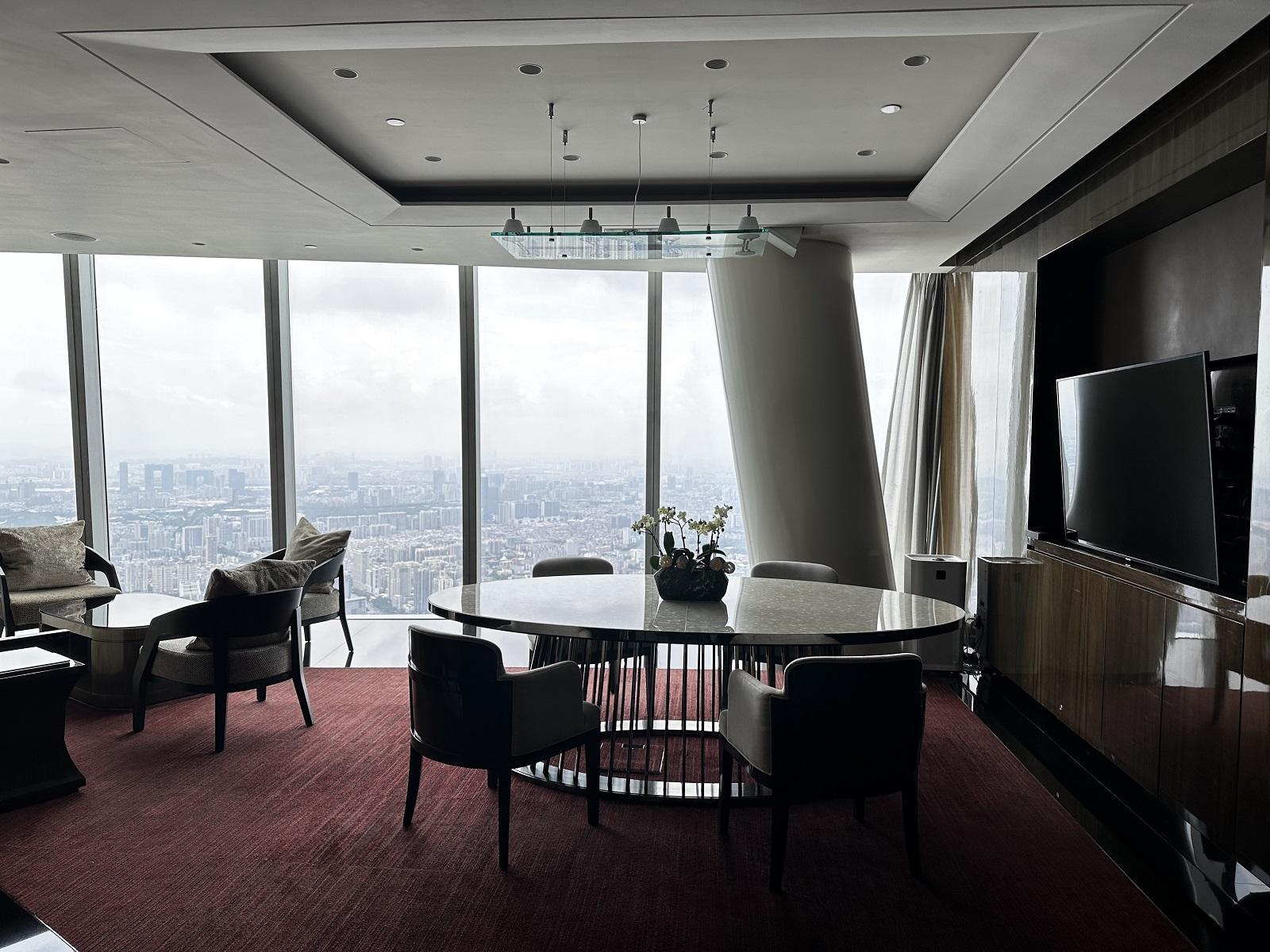 Four Seasons Hotel Guangzhou Executive Club Lounge Tables