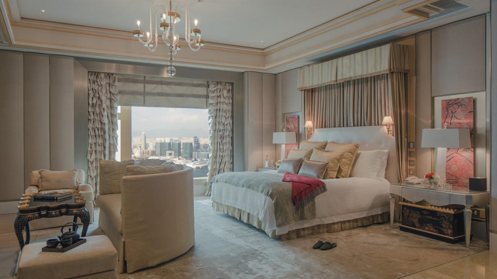 Four Seasons Hotel Hong Kong Presidential Suite