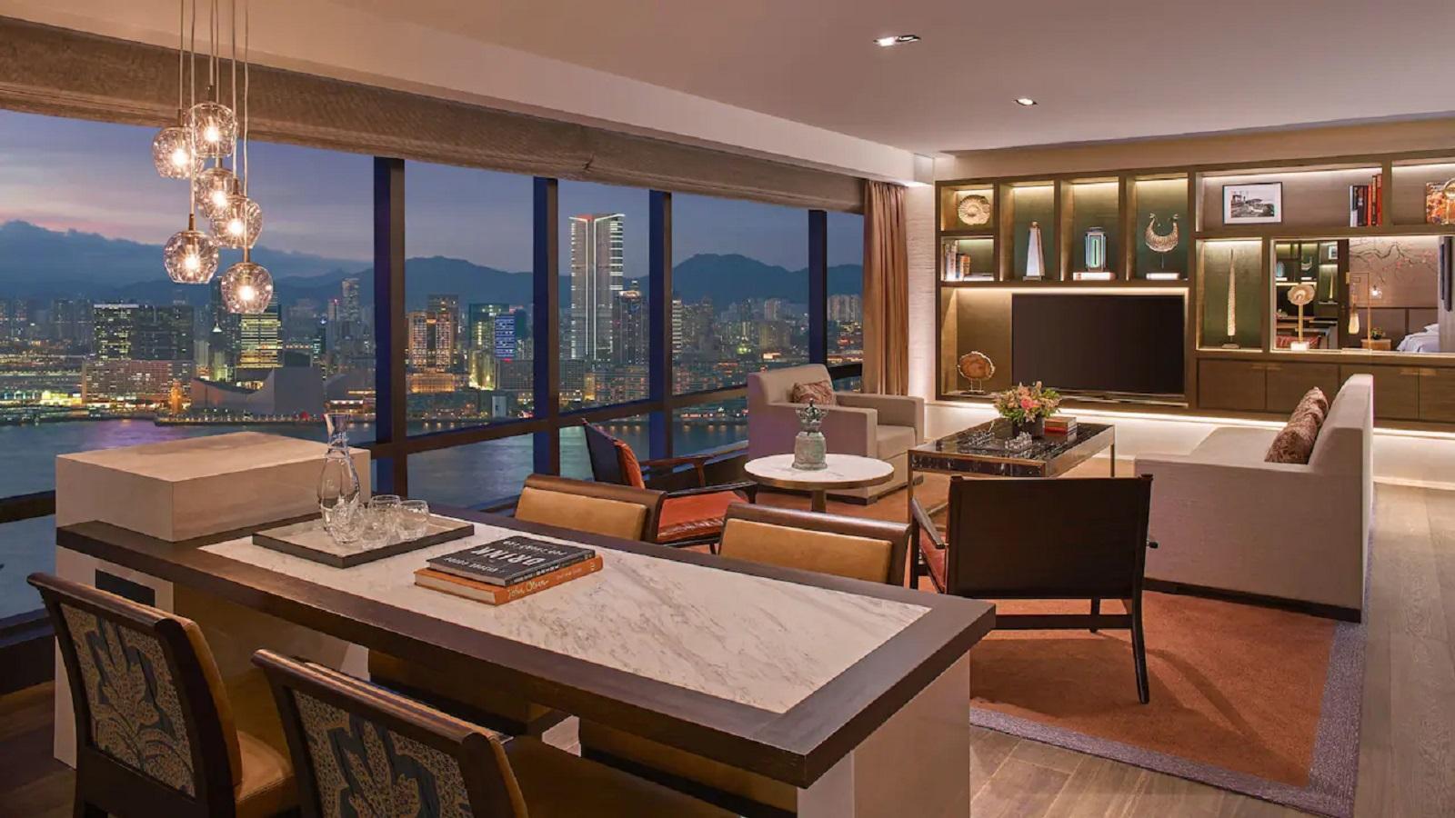 Grand Hyatt Hong Kong Ambassador Harbour Suite