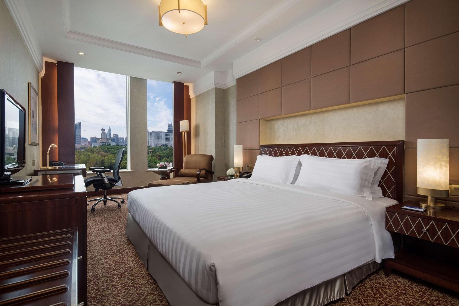 Radisson Blu Hotel Shanghai New World King Room View