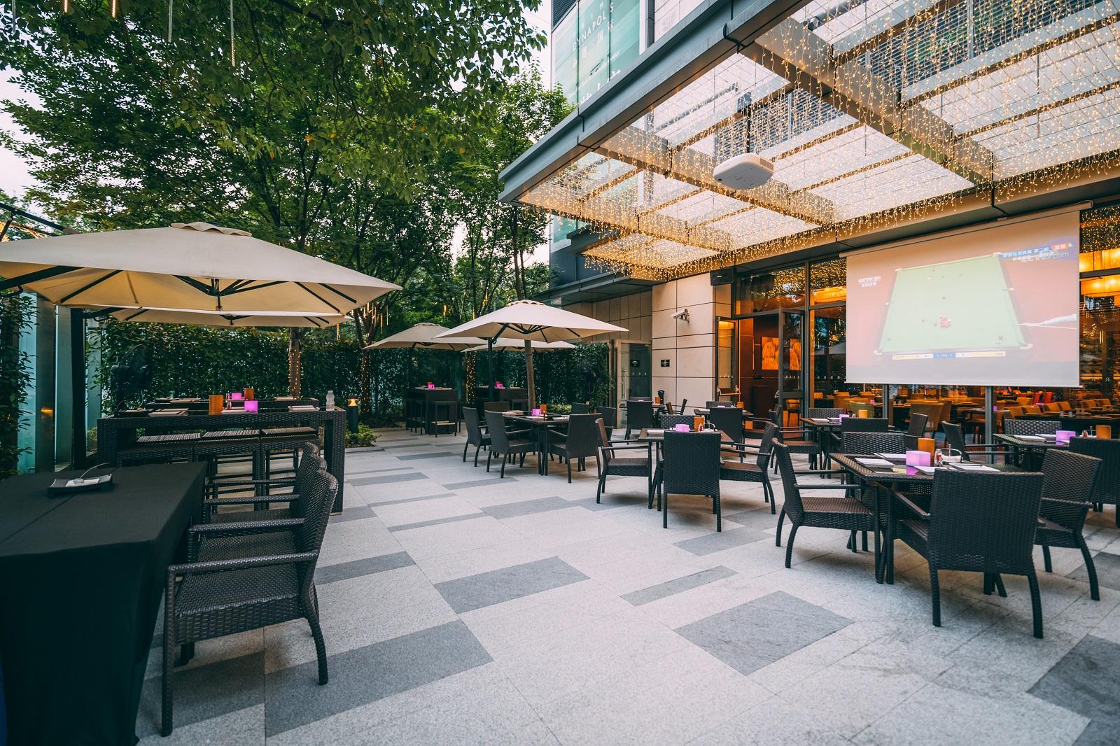 Renaissance Shanghai Putuo Hotel Executive Club Lounge Outdoor