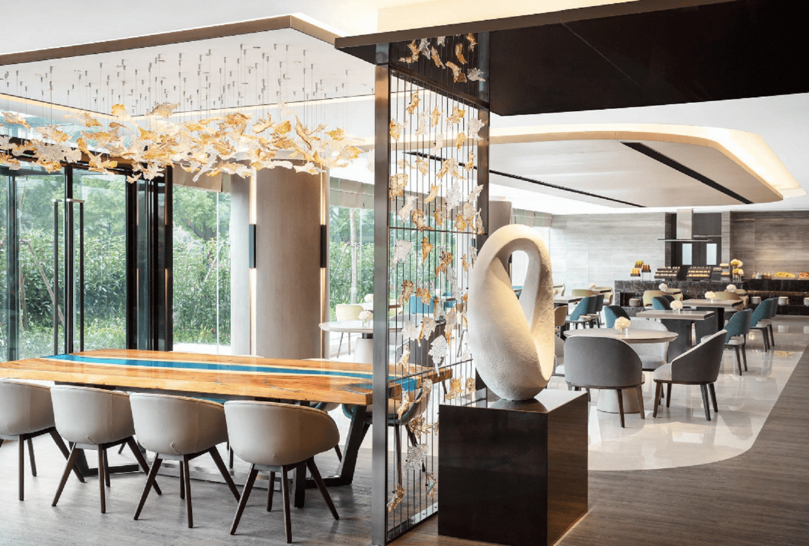 Shanghai Marriott Hotel Hongqiao Executive Club Lounge Overview