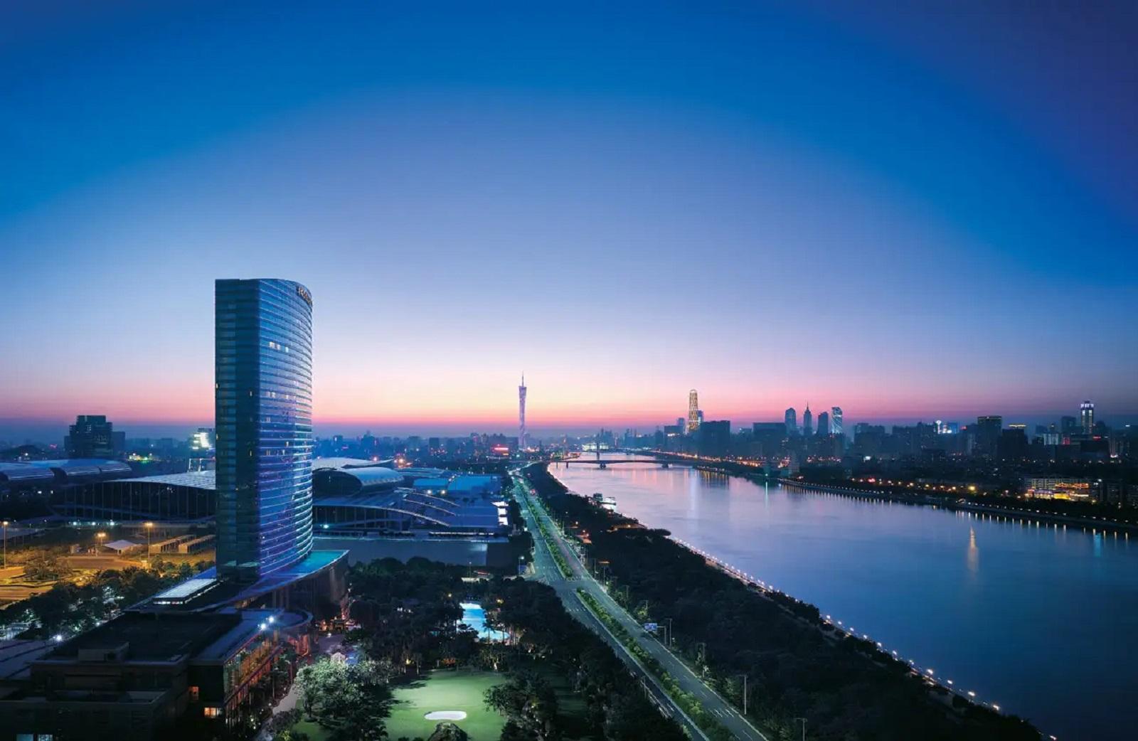 Shangri-La Guangzhou Exterior
