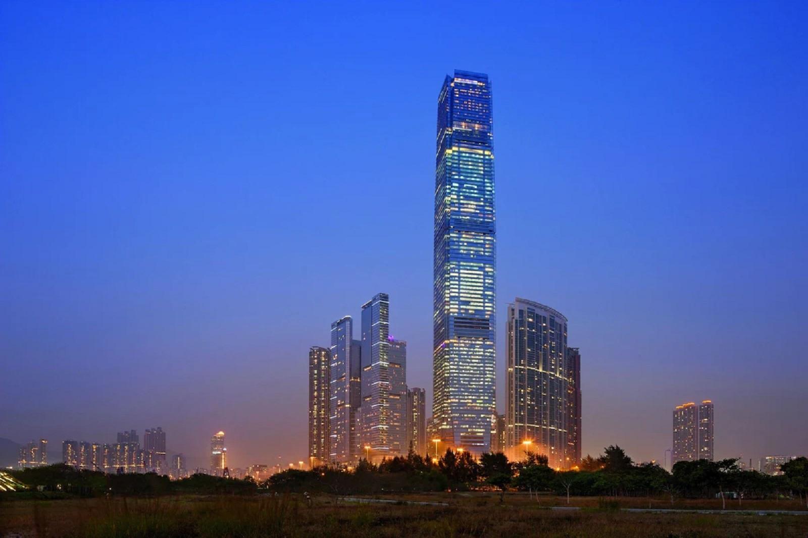 The Ritz-Carlton, Hong Kong Exterior