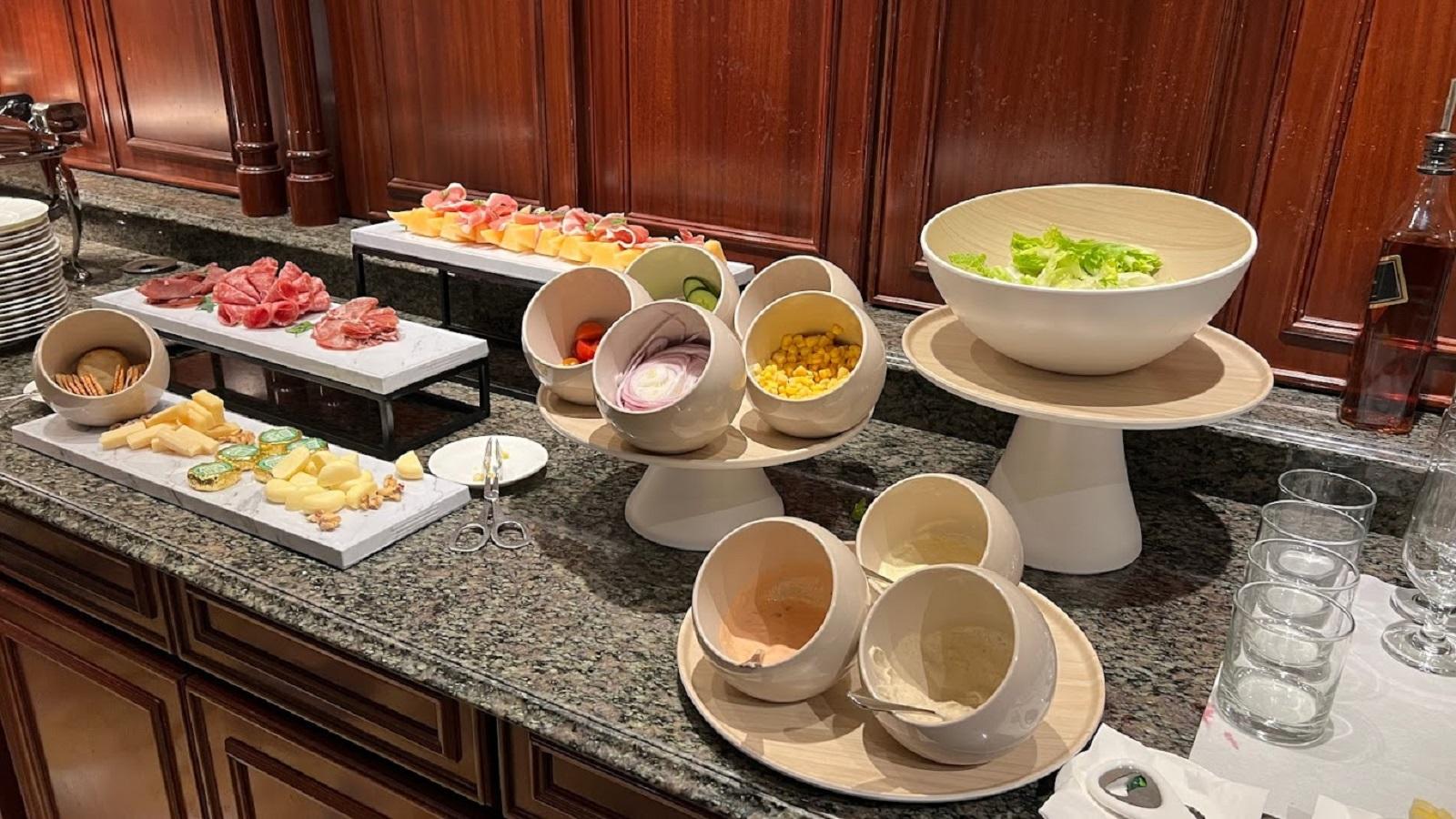 Hong Kong Disneyland Hotel Executive Club Lounge Buffet Food