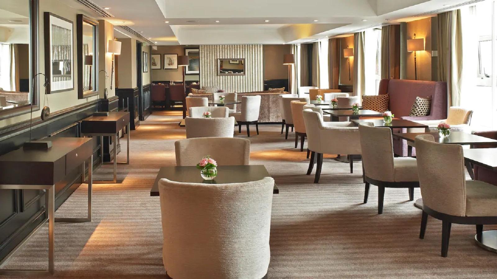 Hyatt Regency London The Churchill Executive Club Chairs and Tables