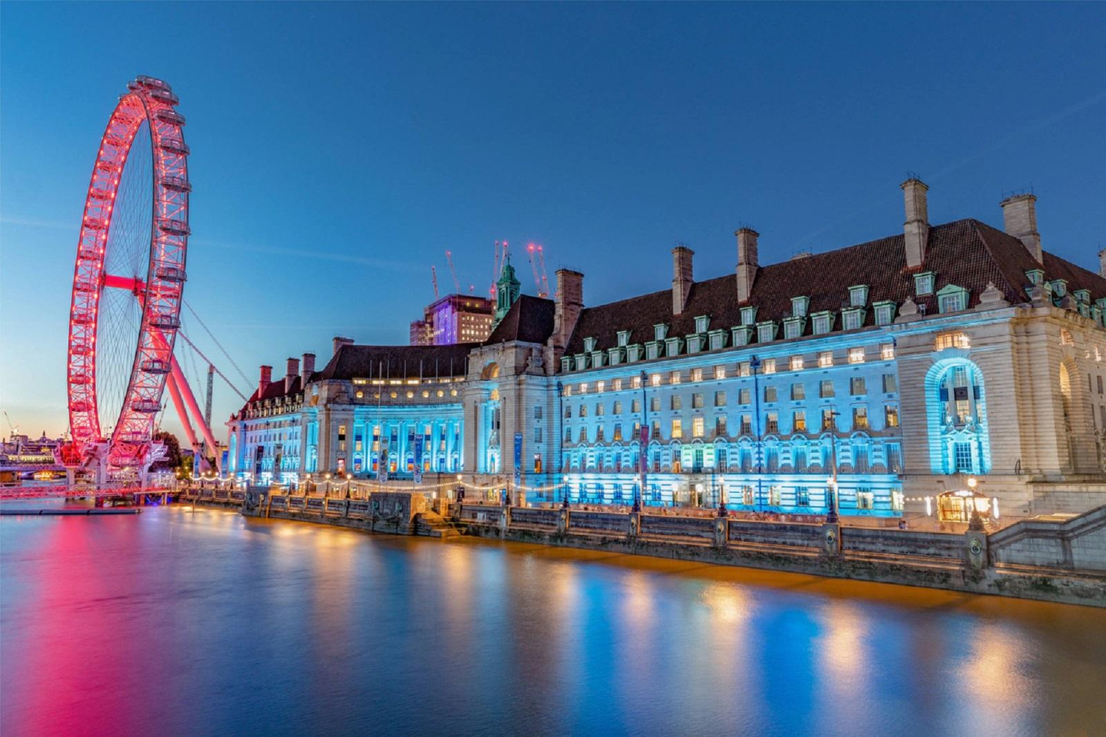 London Marriott Hotel County Hall Exterior