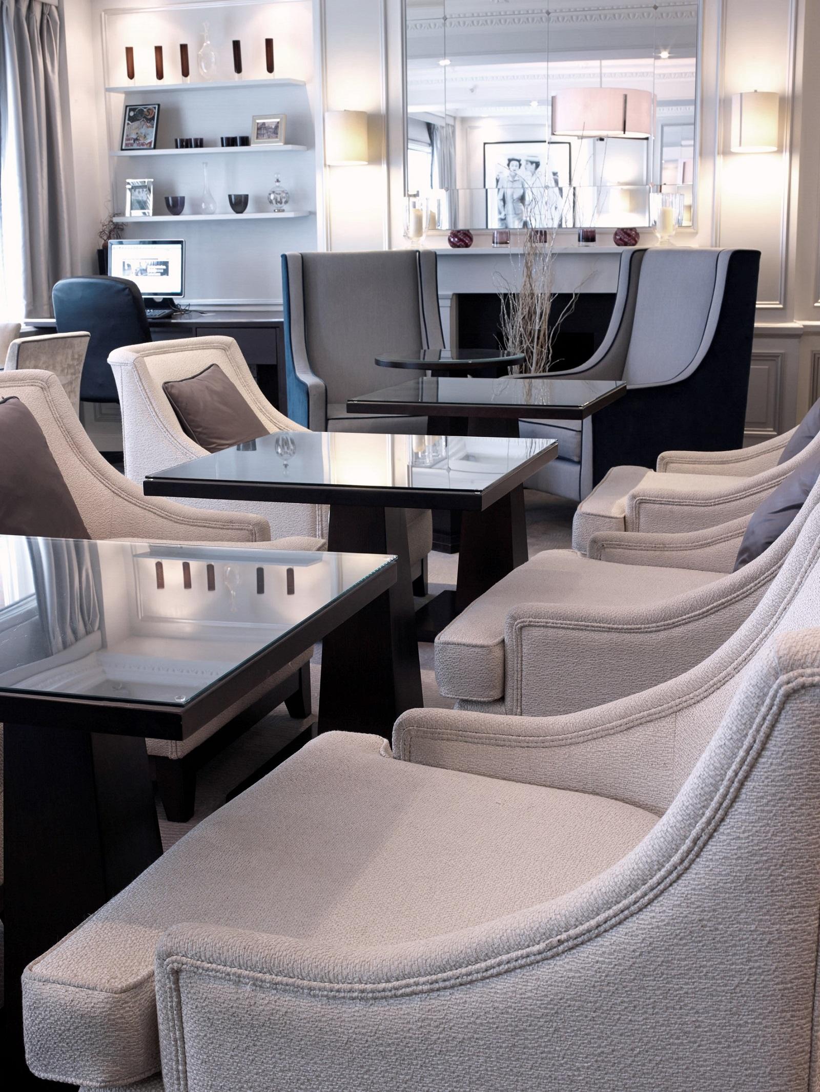 The Waldorf Hilton London Executive Club Lounge Tables