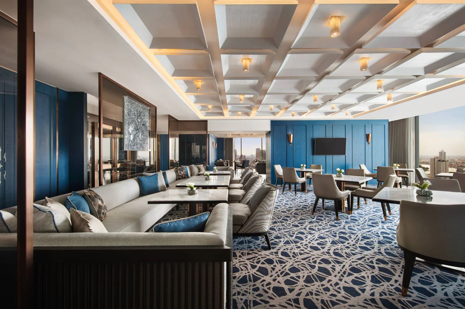 Bangkok Marriott Hotel The Surawongse Executive Club Lounge Overview