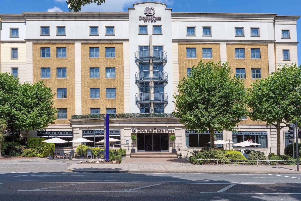 DoubleTree by Hilton London Angel Kings Cross Exterior