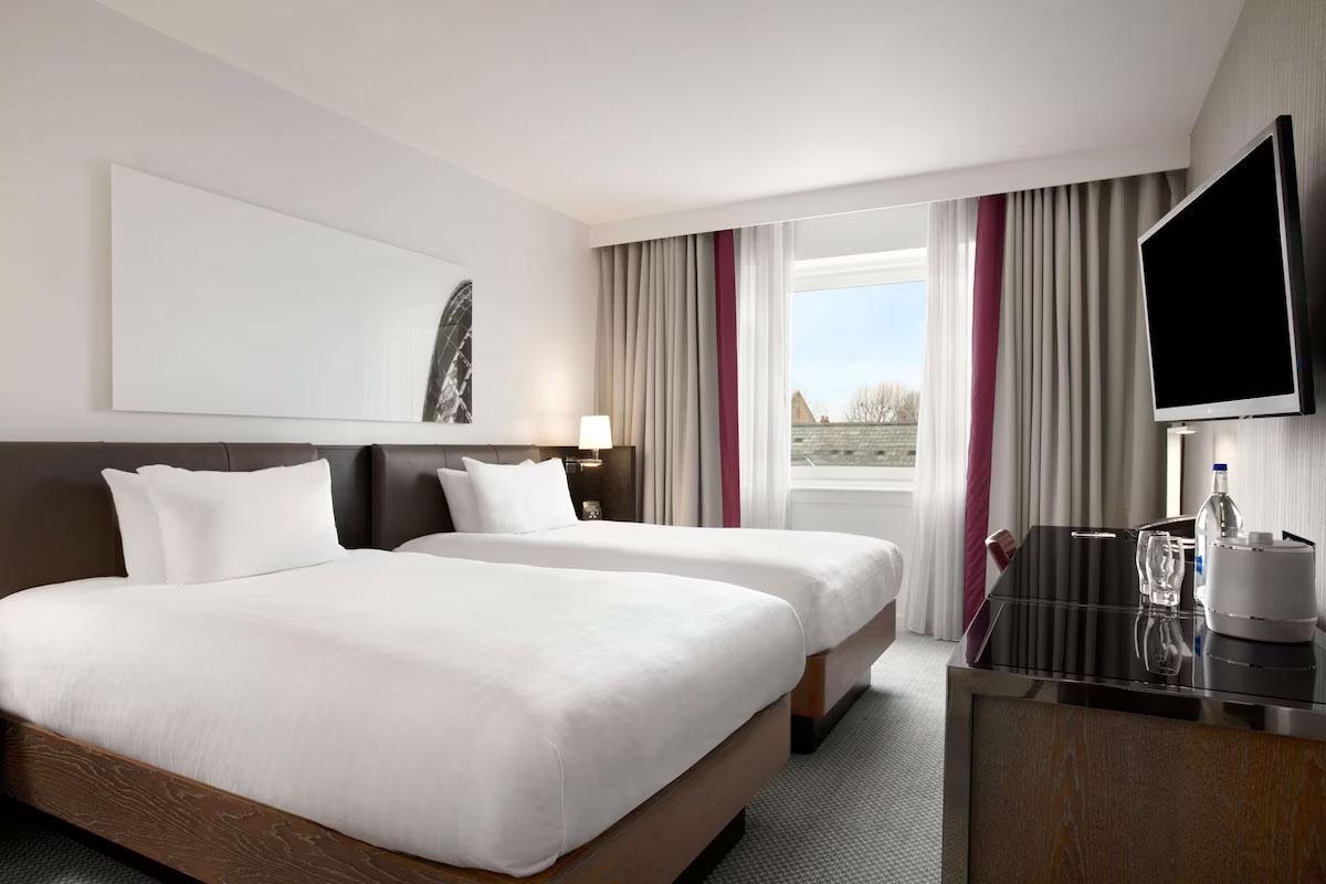 Hilton London Angel Islington Twin Bedroom