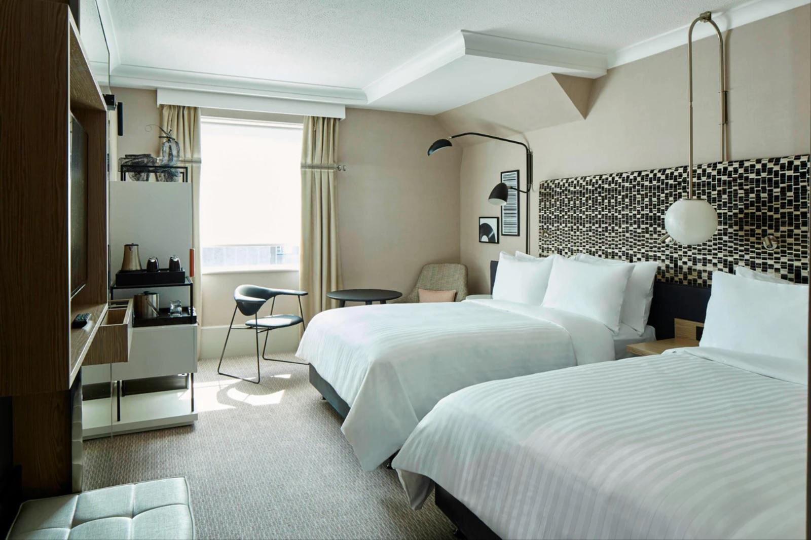 London Marriott Hotel Maida Vale Twin Bedroom