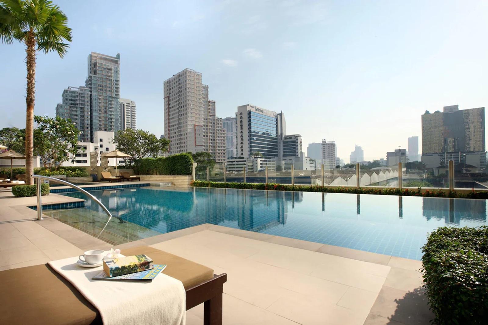 Marriott Executive Apartments Sukhumvit Park, Bangkok Swimming Pool