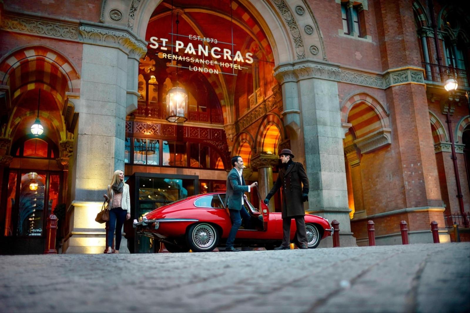 St. Pancras Renaissance Hotel London Entrance